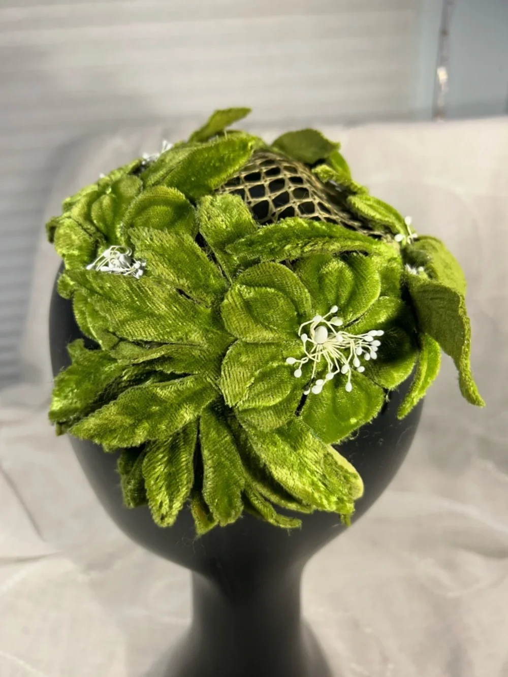 Vintage floral flower headpiece halo piece - Picture 2 of 9